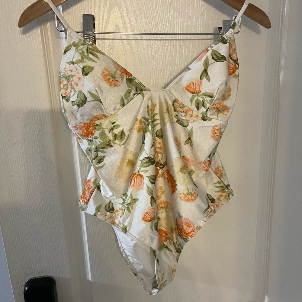 Forever 21 Floral One Piece Swimsuit - White and‎ Orange